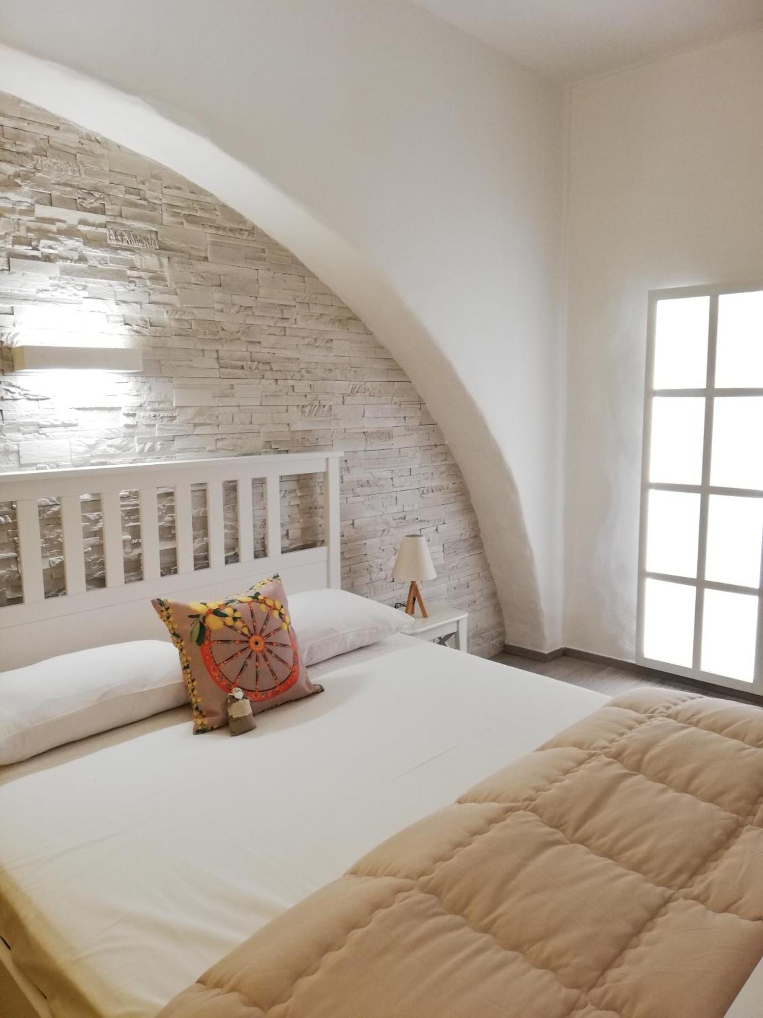 Dg Sicily Hotel Catania Phòng bức ảnh